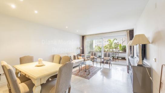Apartment to rent in Las Cañas Beach, Marbella Golden Mile