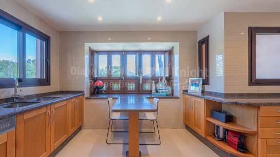 Atico Duplex en venta en La Alzambra Hill Club, Nueva Andalucia