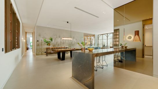 Villa zum Verkauf in Parcelas del Golf, Nueva Andalucia