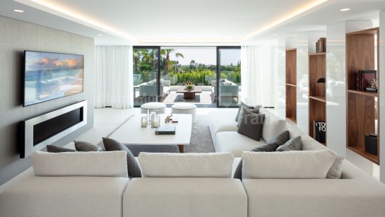 Villa à vendre à Haza del Conde, Nueva Andalucia