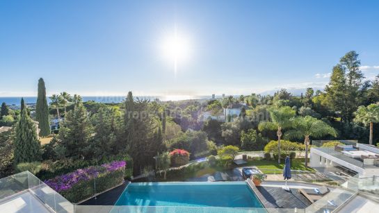 Villa to rent in Hacienda las Chapas, Marbella East