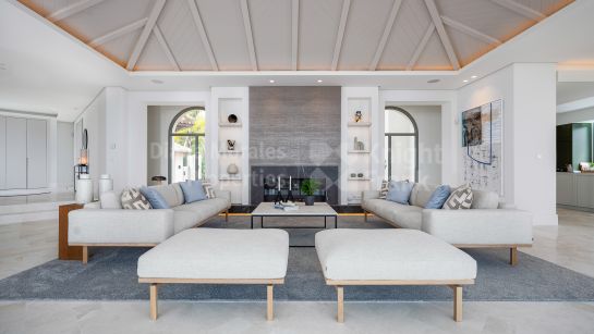 Villa en venta en Monte Halcones, Benahavis