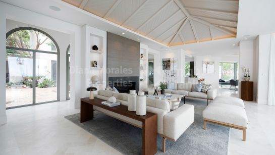 Villa en venta en Monte Halcones, Benahavis