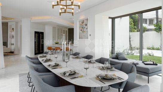 Villa en venta en Monte Halcones, Benahavis