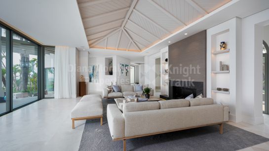 Villa en venta en Monte Halcones, Benahavis