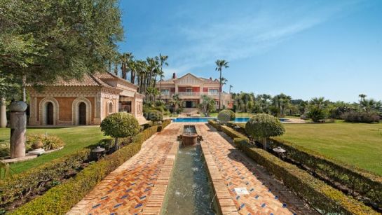 Villa en venta en Los Picos, Marbella Milla de Oro