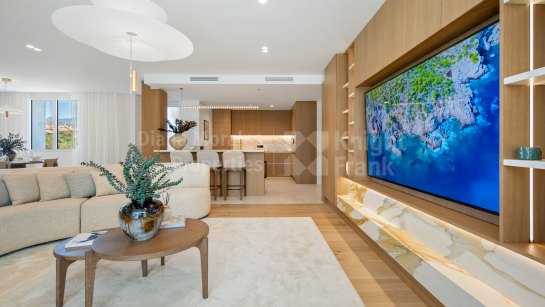 Пентхаус на продажу в Los Monteros, Восточная Марбелья