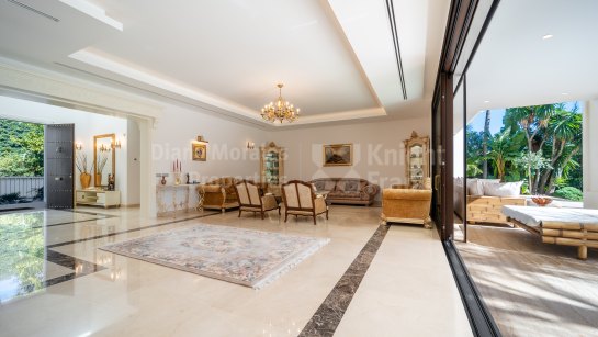 Вилла на продажу в Casasola, Восточная Эстепона