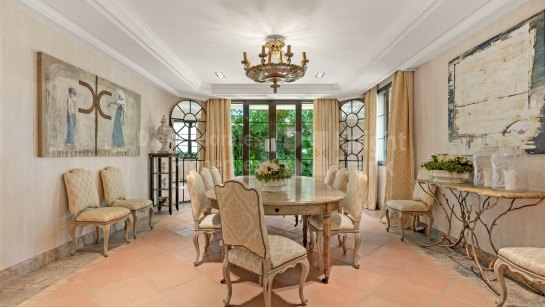 Villa for sale in Guadalmina Baja, San Pedro de Alcantara
