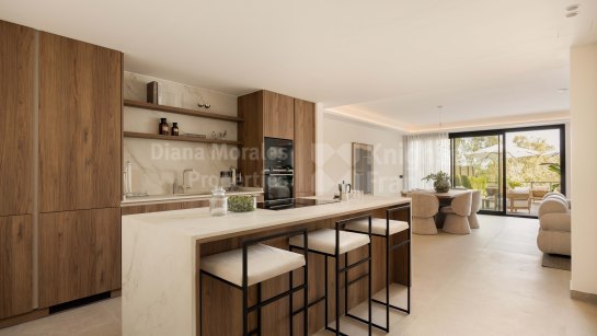 Apartamento en venta en Palacetes Los Belvederes, Nueva Andalucia