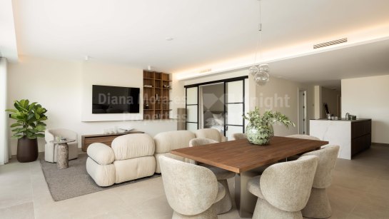 Apartamento en venta en Palacetes Los Belvederes, Nueva Andalucia