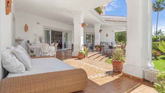 Villa for sale in Paraiso Alto, Benahavis
