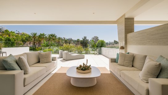 Дуплекс на первом этаже на продажу в Epic Marbella, Золотая Миля