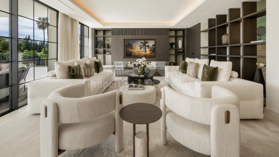 Villa for sale in Las Brisas, Nueva Andalucia