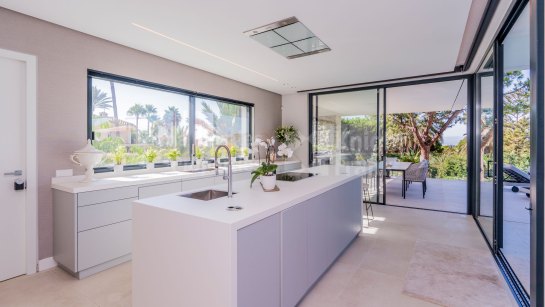 Villa zum Verkauf in Marbesa, Marbella Ost
