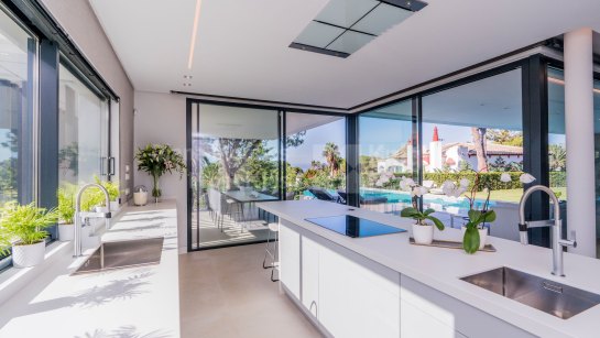Villa zum Verkauf in Marbesa, Marbella Ost