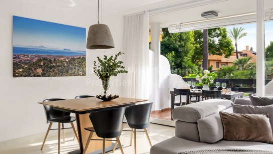 Спаренный дом на продажу в La Meridiana, Золотая Миля