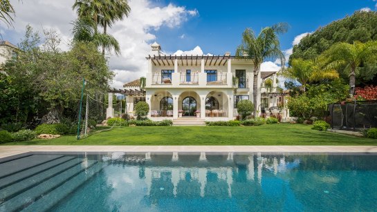 Villa en venta en Linda Vista Baja, San Pedro de Alcantara