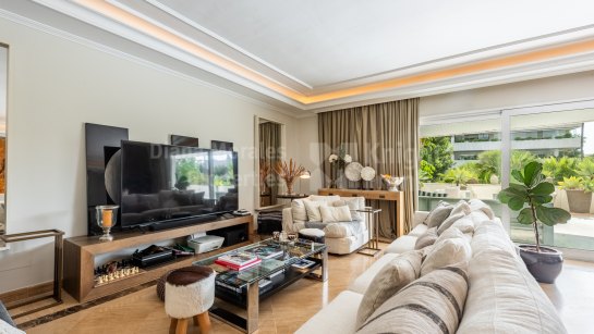 Ground Floor Apartment for sale in El Embrujo Banús, Puerto Banus