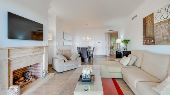 Apartment for sale in Condado de Sierra Blanca, Marbella Golden Mile