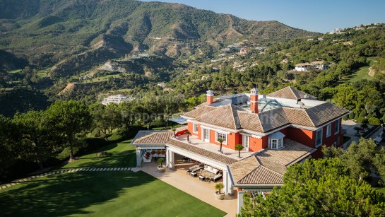 Villa for sale in La Zagaleta, Benahavis