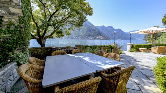 Villa en venta en Pognana Lario