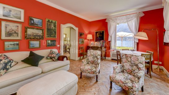 Villa en venta en Pognana Lario