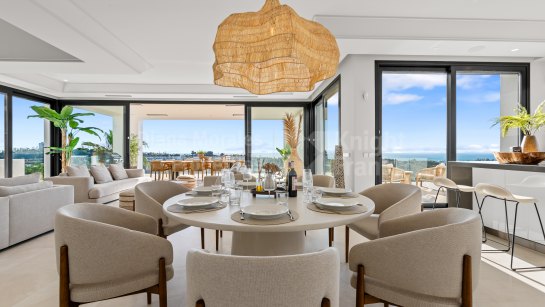 Вилла на продажу в El Paraiso, Восточная Эстепона