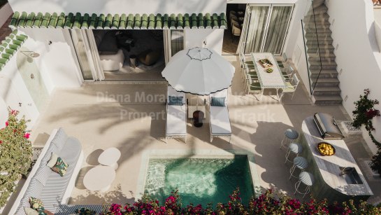 Таунхаус на продажу в El Oasis Club, Золотая Миля