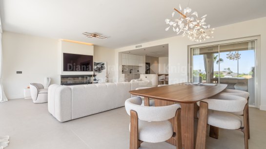 Apartamento en venta en Les Belvederes, Nueva Andalucia