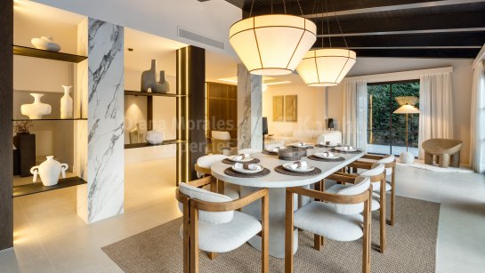 Вилла на продажу в Las Brisas, Новая Андалусия