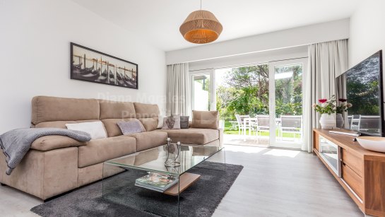 Таунхаус на продажу в Peñablanca, Новая Андалусия