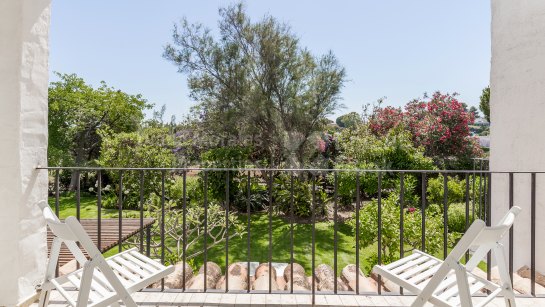 Таунхаус на продажу в Peñablanca, Новая Андалусия