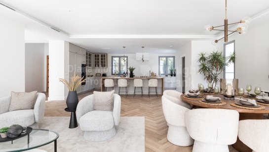 Villa en venta en Los Arqueros, Benahavis