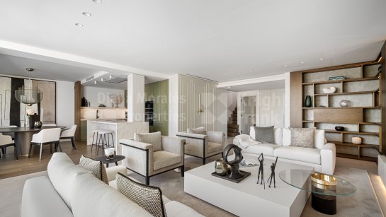 Duplex Penthouse for sale in Alhambra del Mar, Marbella Golden Mile