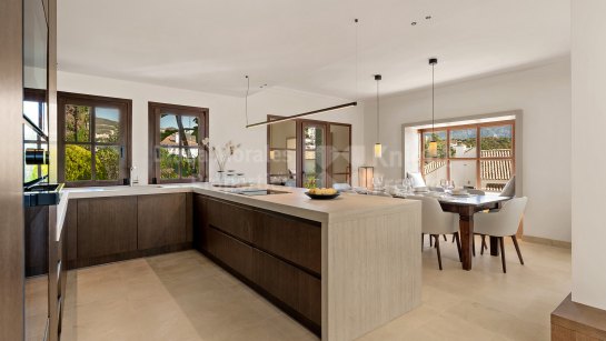 Villa en venta en Bellevue, Nueva Andalucia
