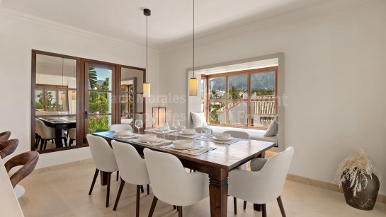 Villa en venta en Bellevue, Nueva Andalucia