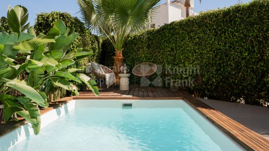 Town House for sale in Azalea Beach, Puerto Banus