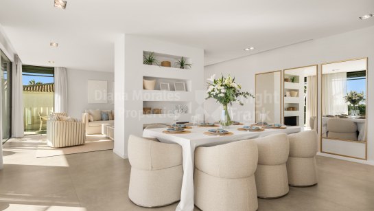 Villa en venta en El Saladillo, Estepona Este