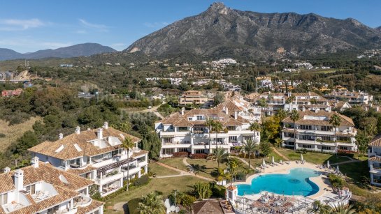 Atico Duplex en venta en Monte Paraiso, Marbella Milla de Oro