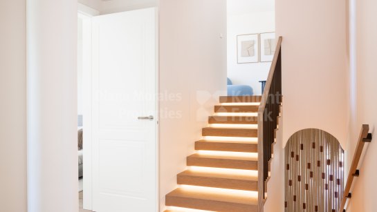Villa en venta en Paraiso Alto, Benahavis