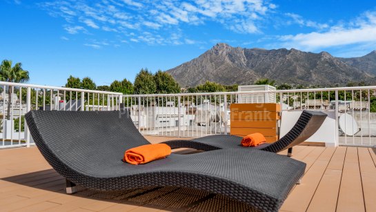 Town House for sale in Marbellamar, Marbella Golden Mile