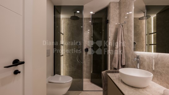 Apartamento Planta Baja en venta en Costalita, Estepona Este
