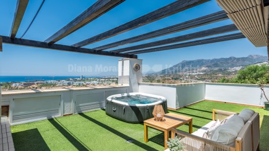 Duplex-Wohnung zum Verkauf in Santa Clara, Marbella Ost
