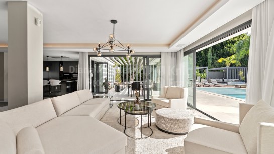 Villa en venta en Las Brisas, Nueva Andalucia
