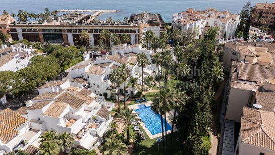 Zweistöckiges Penthouse zum Verkauf in Jardines de las Fuentes, Puerto Banus