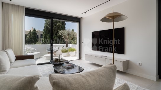 Zweistöckiges Penthouse zum Verkauf in Jardines de las Fuentes, Puerto Banus