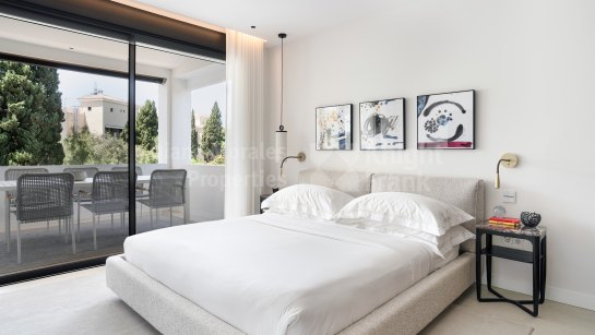 Zweistöckiges Penthouse zum Verkauf in Jardines de las Fuentes, Puerto Banus