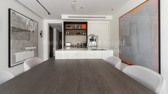 Zweistöckiges Penthouse zum Verkauf in Jardines de las Fuentes, Puerto Banus