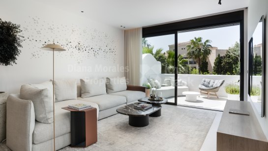 Zweistöckiges Penthouse zum Verkauf in Jardines de las Fuentes, Puerto Banus